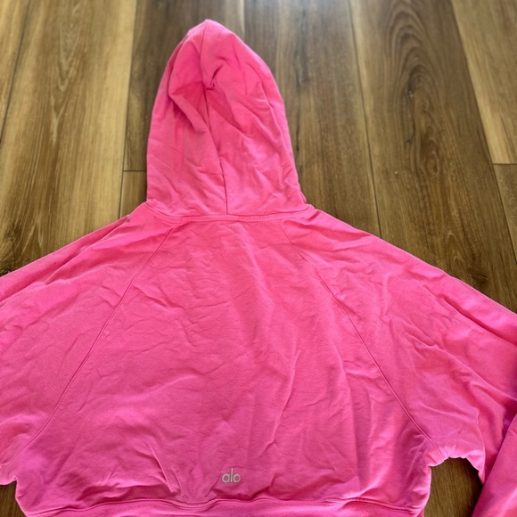 ALO Yoga womens Pink hooded cropped Hoodie size small - Picture 5 of 6